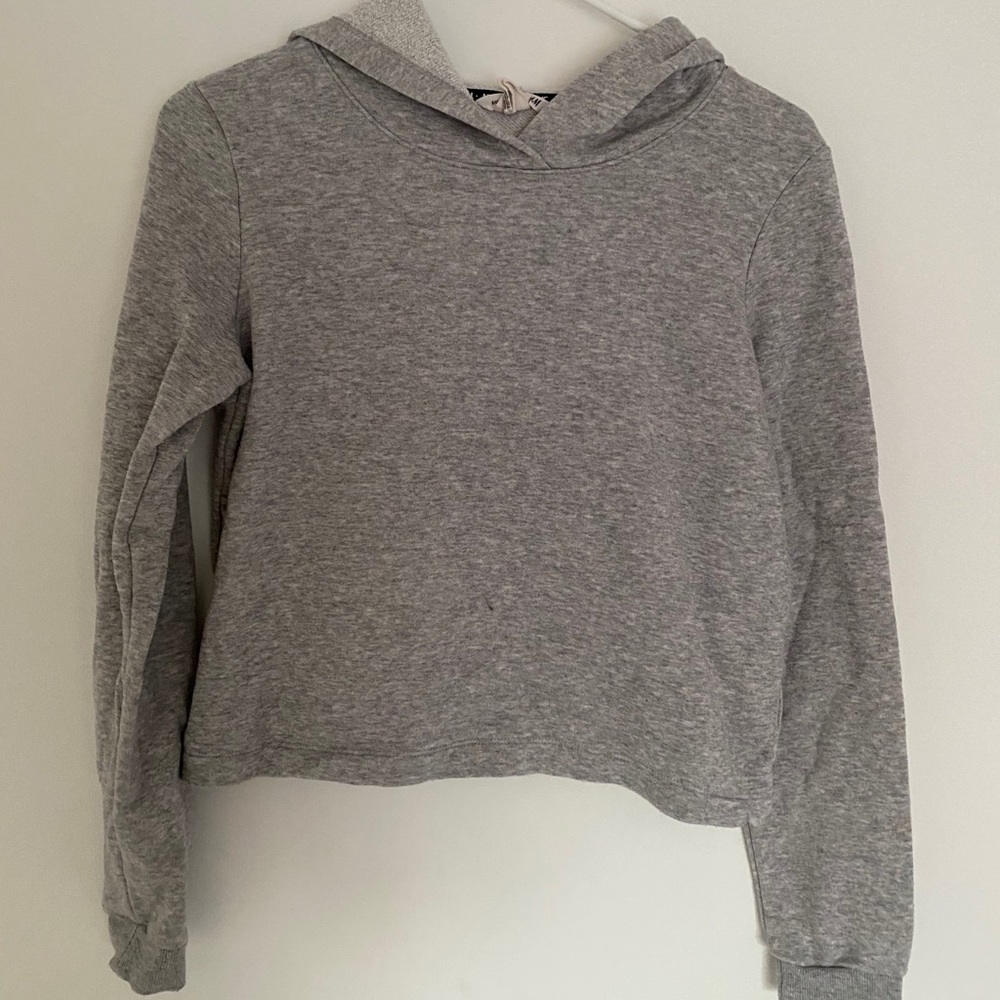 H&M cropped grey hoodie